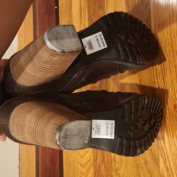 Booties - Picture 5 of 5